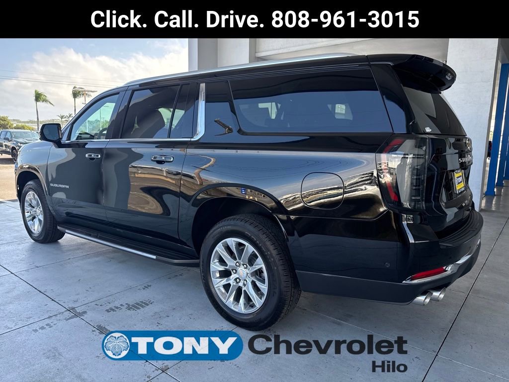 New 2025 Chevrolet Suburban Premier image 3
