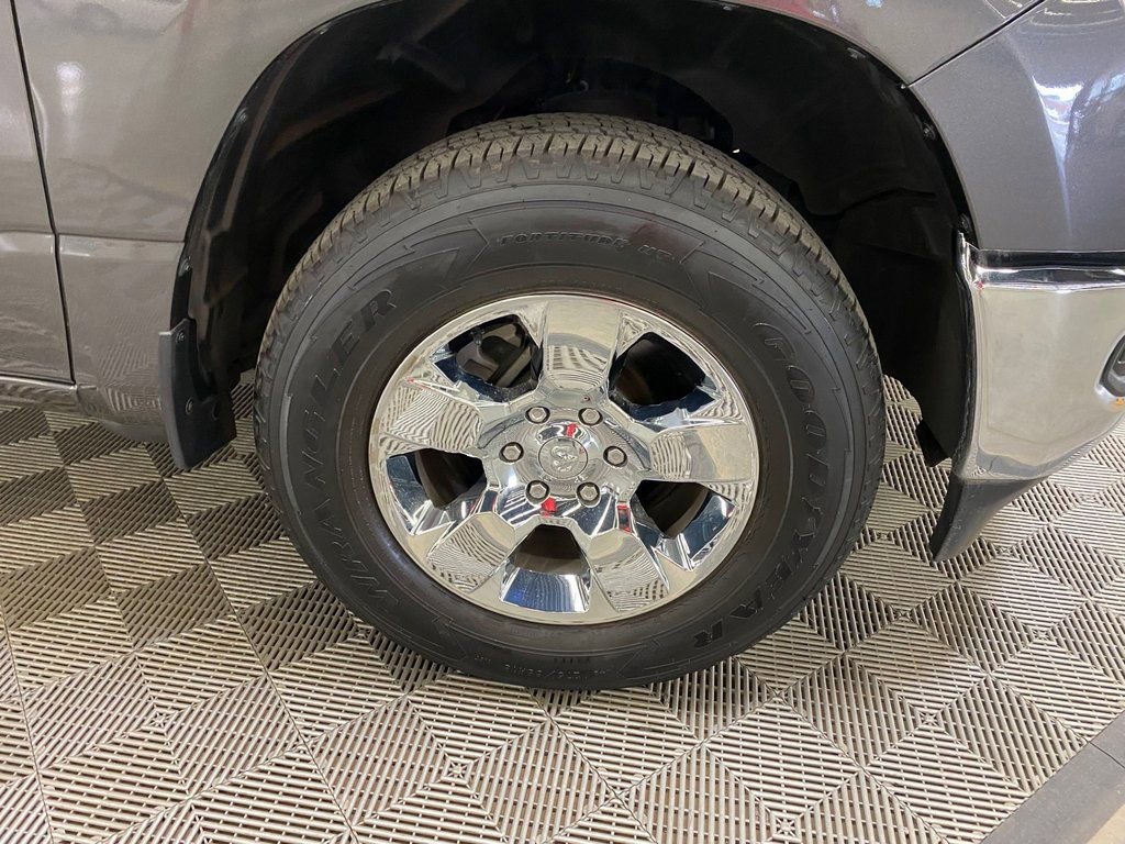 Used 2021 RAM 1500 Big Horn image 9