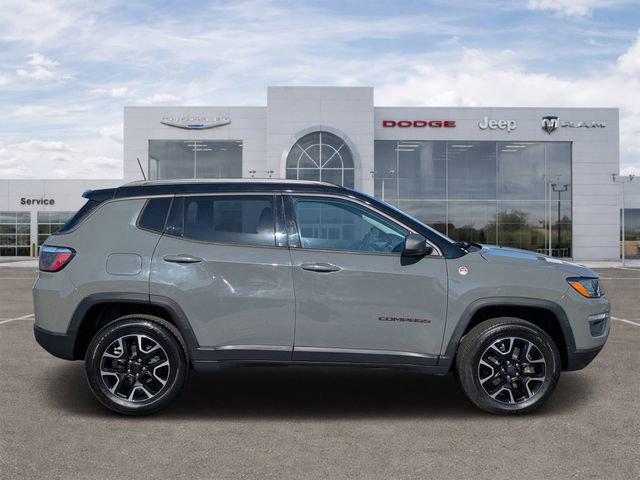 Certified 2021 Jeep Compass Trailhawk w/ Sun and Sound Group AWD/4WD image 2