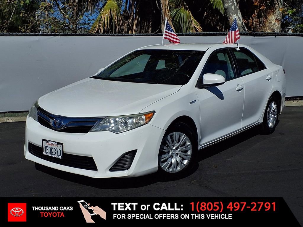 Used 2013 Toyota Camry LE image 1