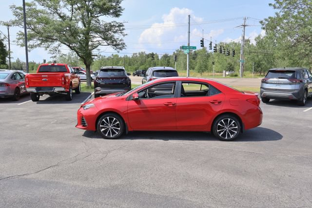 Used 2018 Toyota Corolla SE FWD image 4