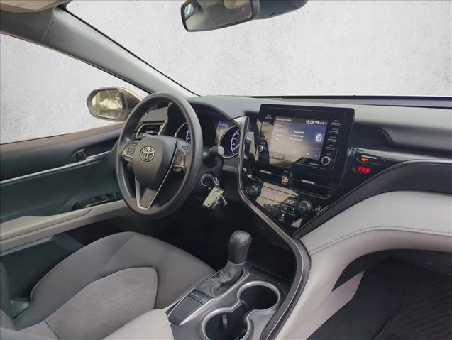 Used 2023 Toyota Camry LE image 21