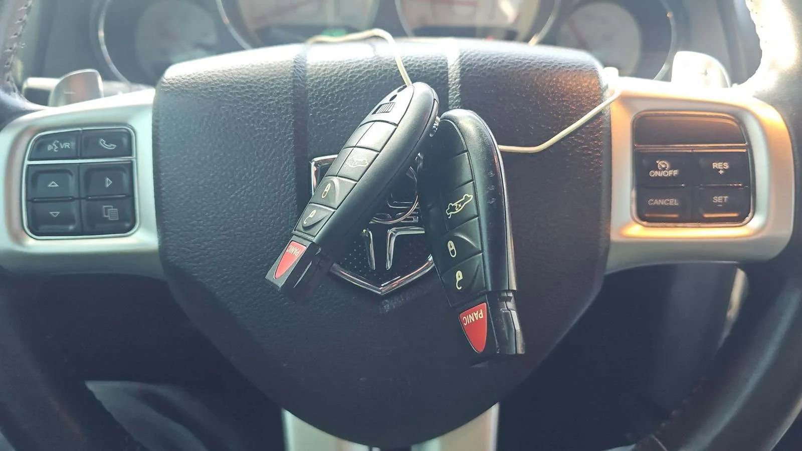 Used 2012 Dodge Challenger SXT Plus image 8