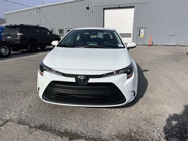 Used 2026 Toyota Corolla LE image 8