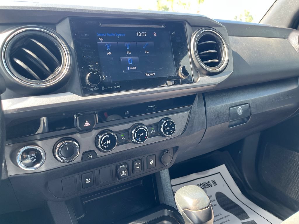 Used 2018 Toyota Tacoma TRD Off-Road AWD/4WD image 20
