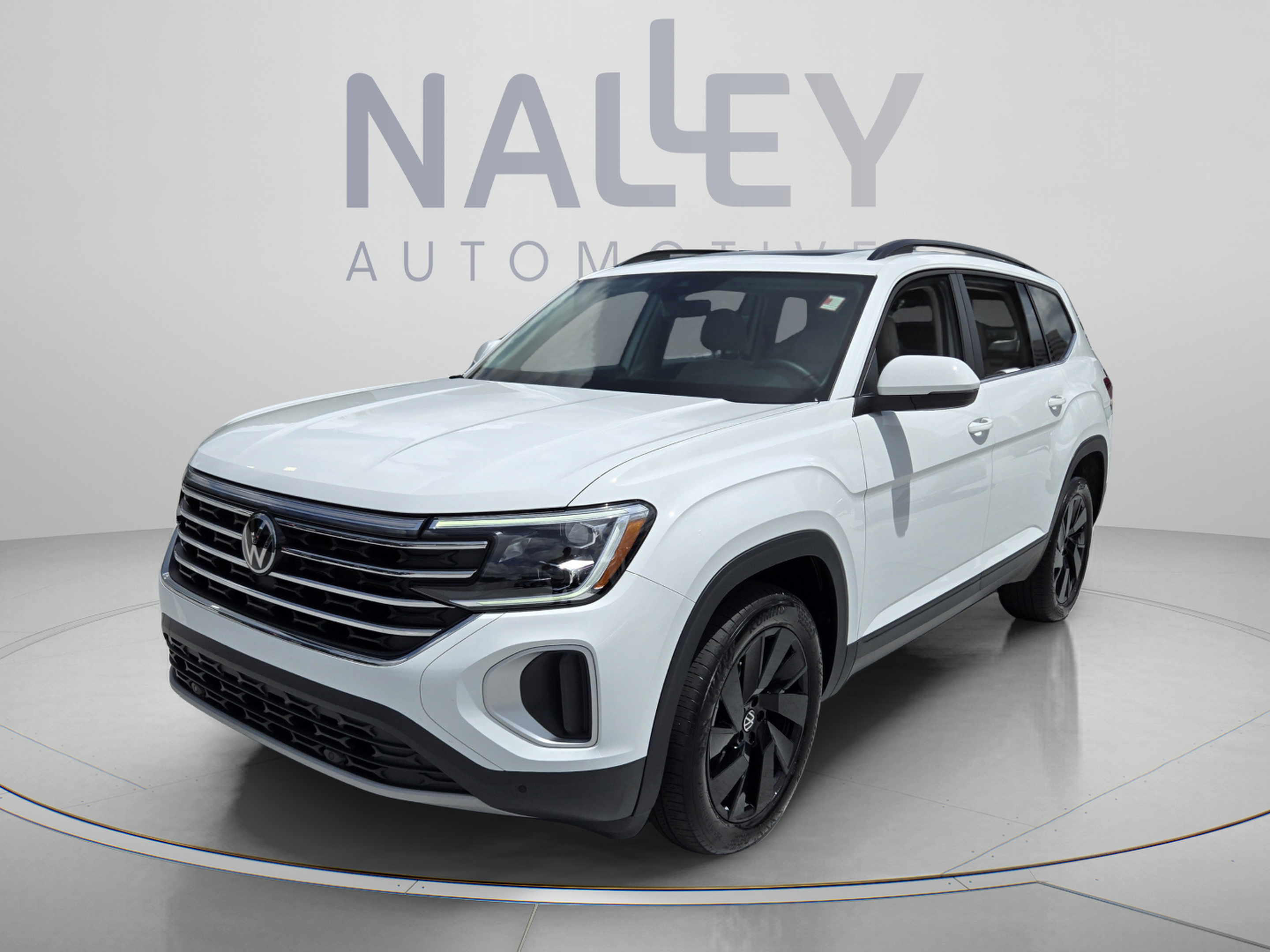 Used 2024 Volkswagen Atlas SE w/ Panoramic Sunroof Package AWD/4WD image 1