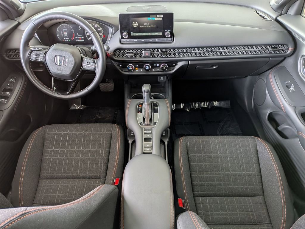 Used 2025 Honda HR-V Sport image 28