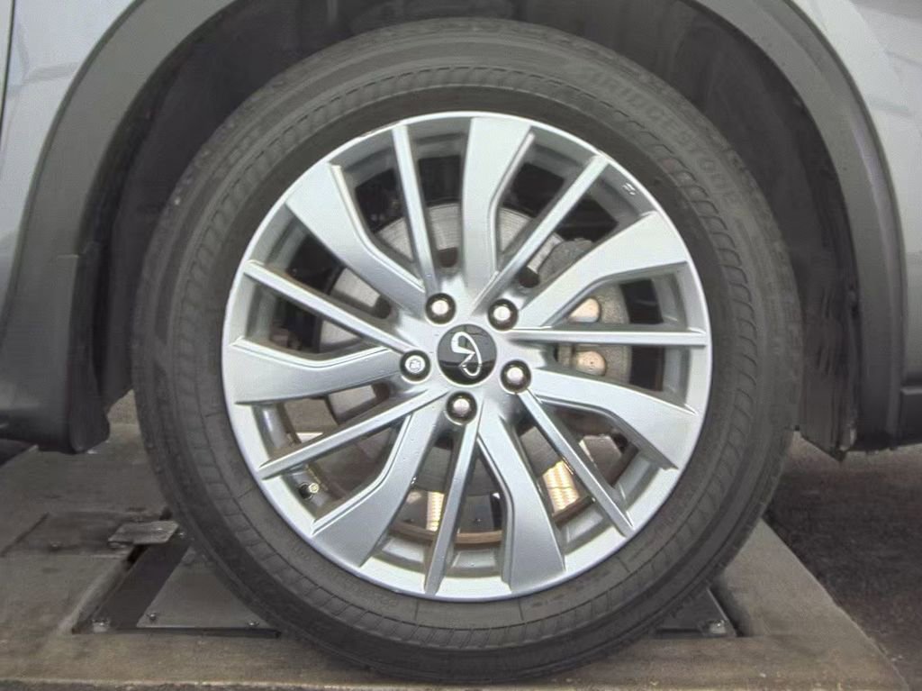 Used 2023 INFINITI QX50 Luxe image 12