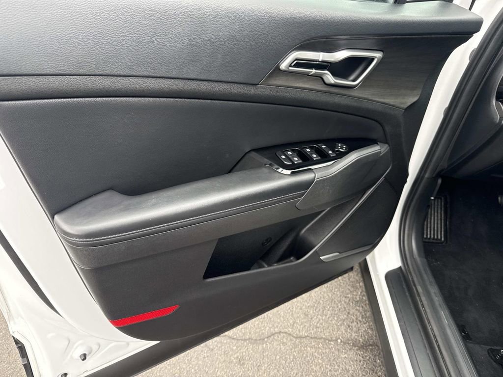 Used 2023 Kia Sportage X-Line w/ X-Line Premium Package image 18