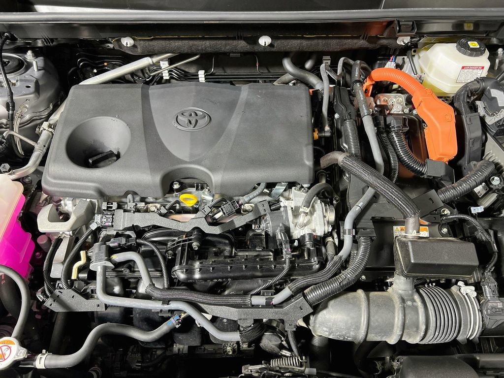 Used 2023 Toyota RAV4 XSE AWD/4WD image 25