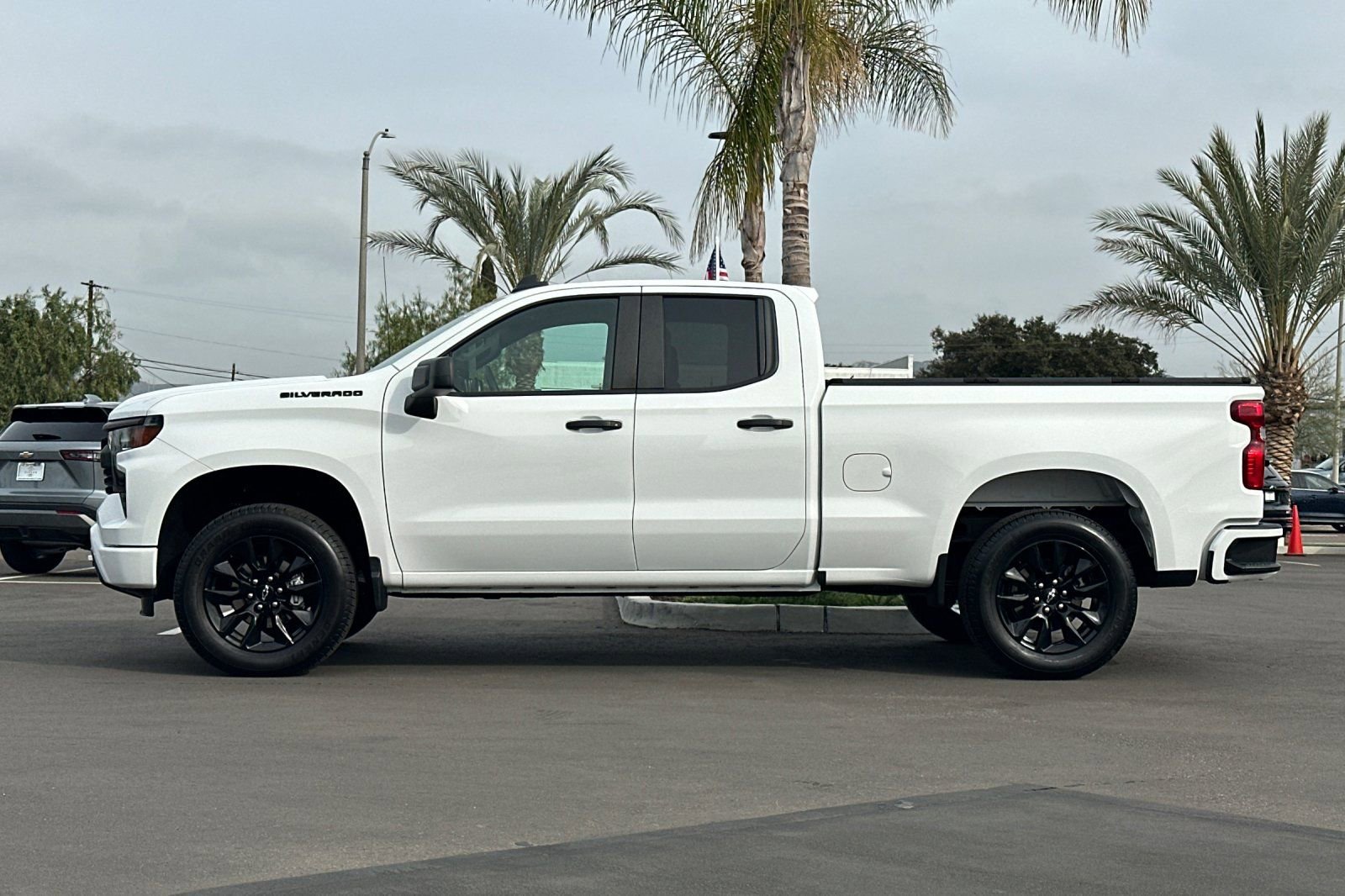 Used 2024 Chevrolet Silverado 1500 Custom image 7