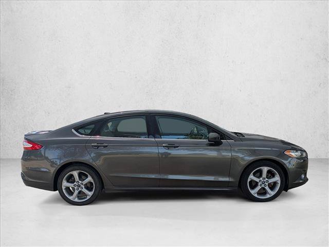 Used 2016 Ford Fusion S w/ Equipment Group 101A FWD image 4