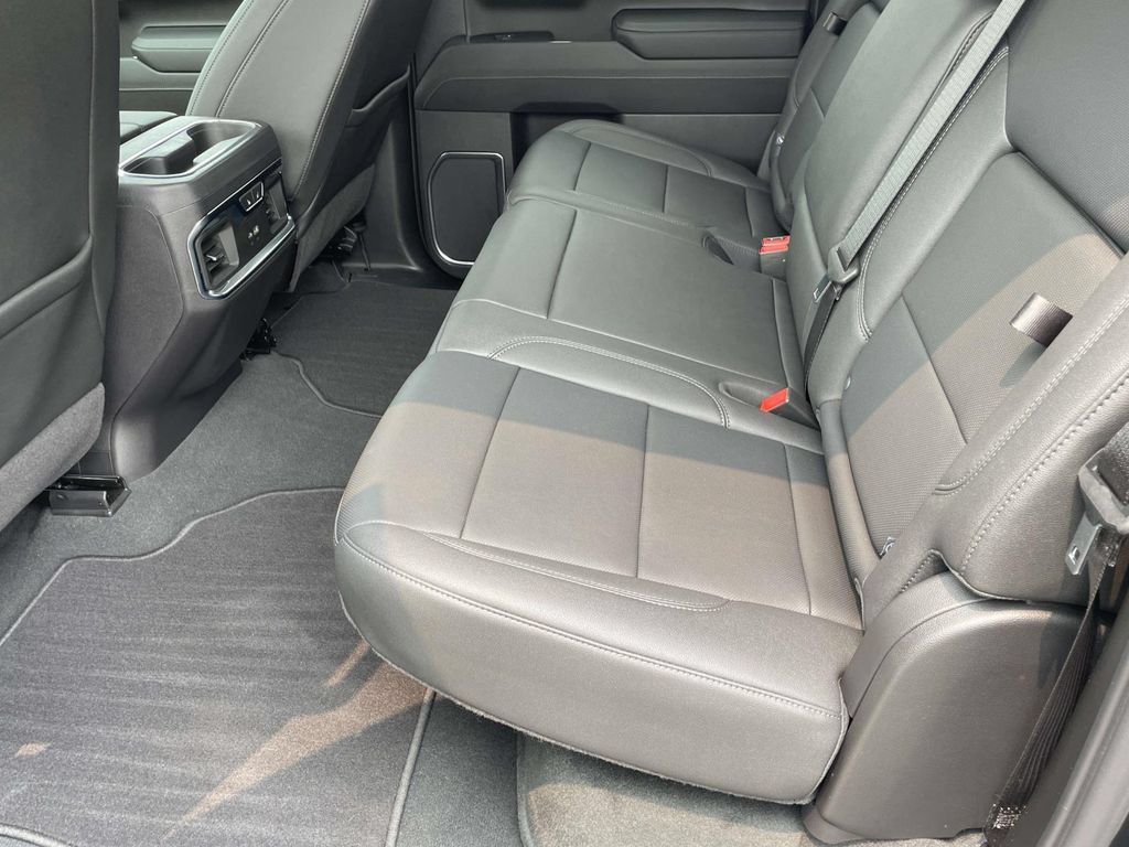 Used 2024 GMC Sierra 1500 SLT w/ SLT Premium Plus Package AWD/4WD image 12