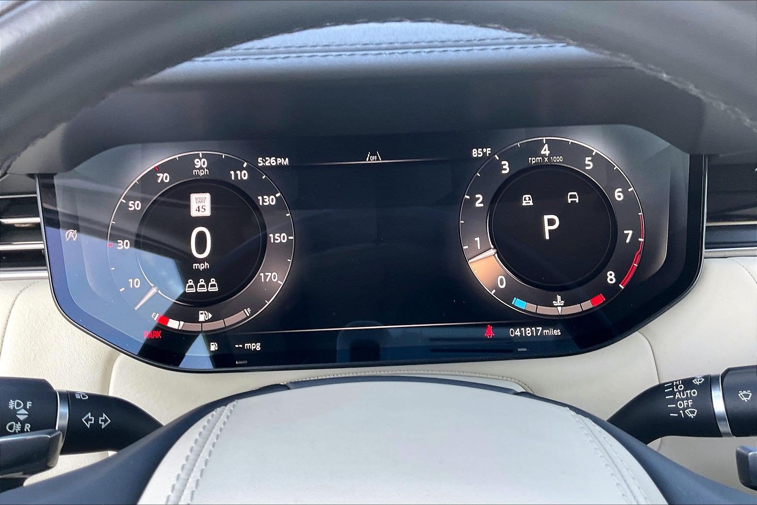 Certified 2024 Land Rover Range Rover SE AWD/4WD image 25