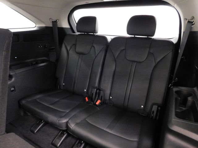 Used 2024 Kia Sorento S image 19