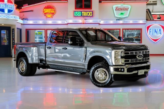 Used 2023 Ford F350 XLT w/ FX4 Off-Road Package AWD/4WD image 1