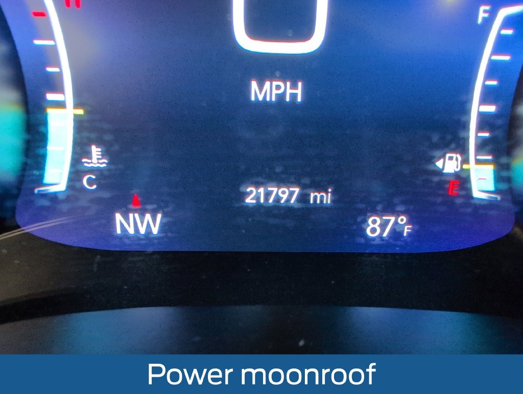 Used 2024 Chrysler Pacifica Pinnacle FWD image 27