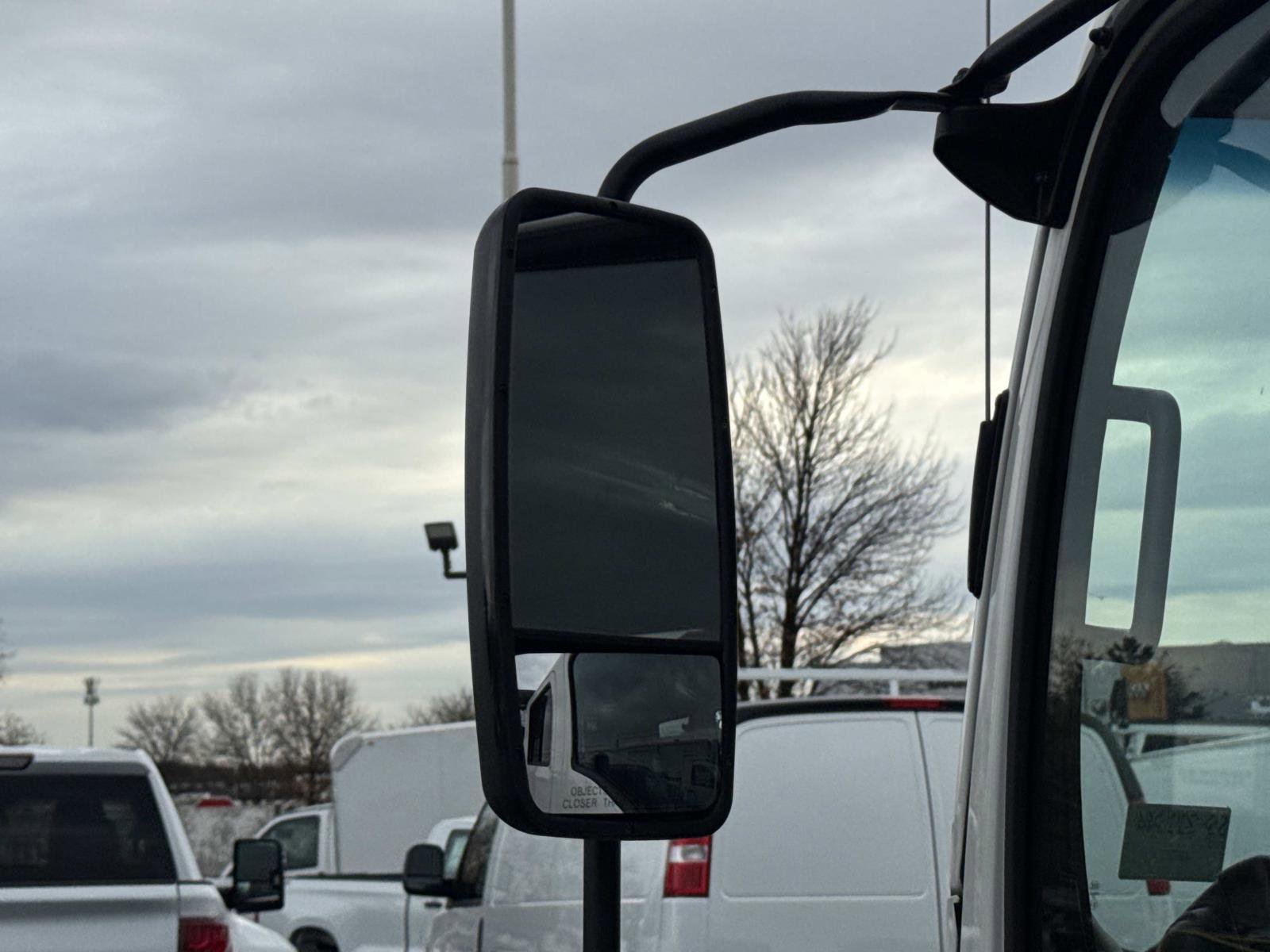 New 2025 Chevrolet Low Cab Forward image 6