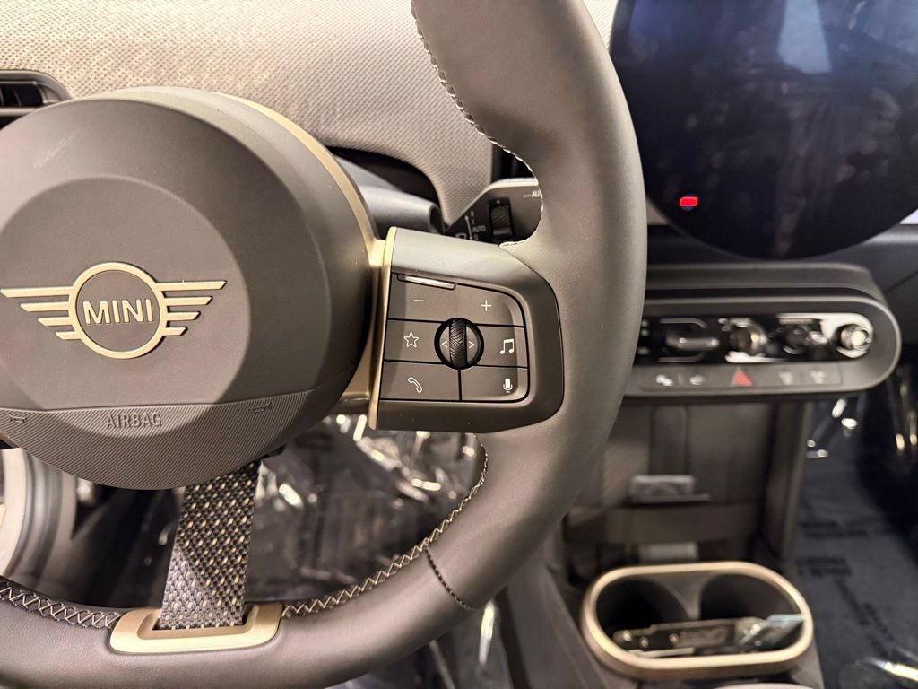 Used 2025 MINI Cooper S FWD image 14