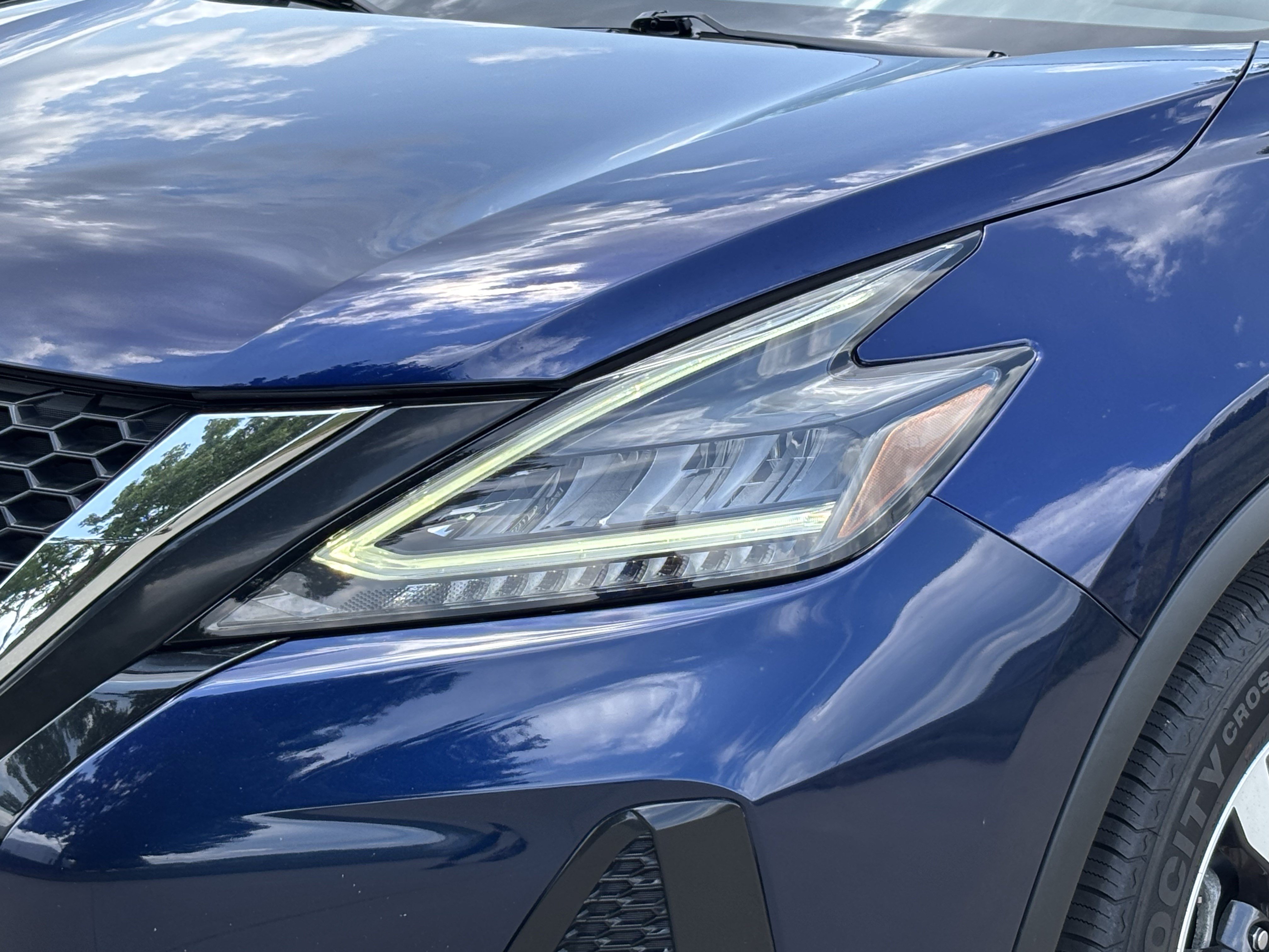 Used 2023 Nissan Murano S AWD/4WD image 6