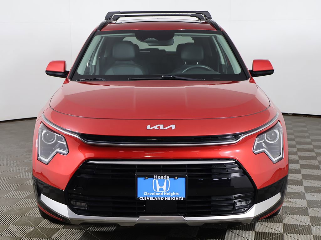 Used 2023 Kia Niro EX Touring image 12
