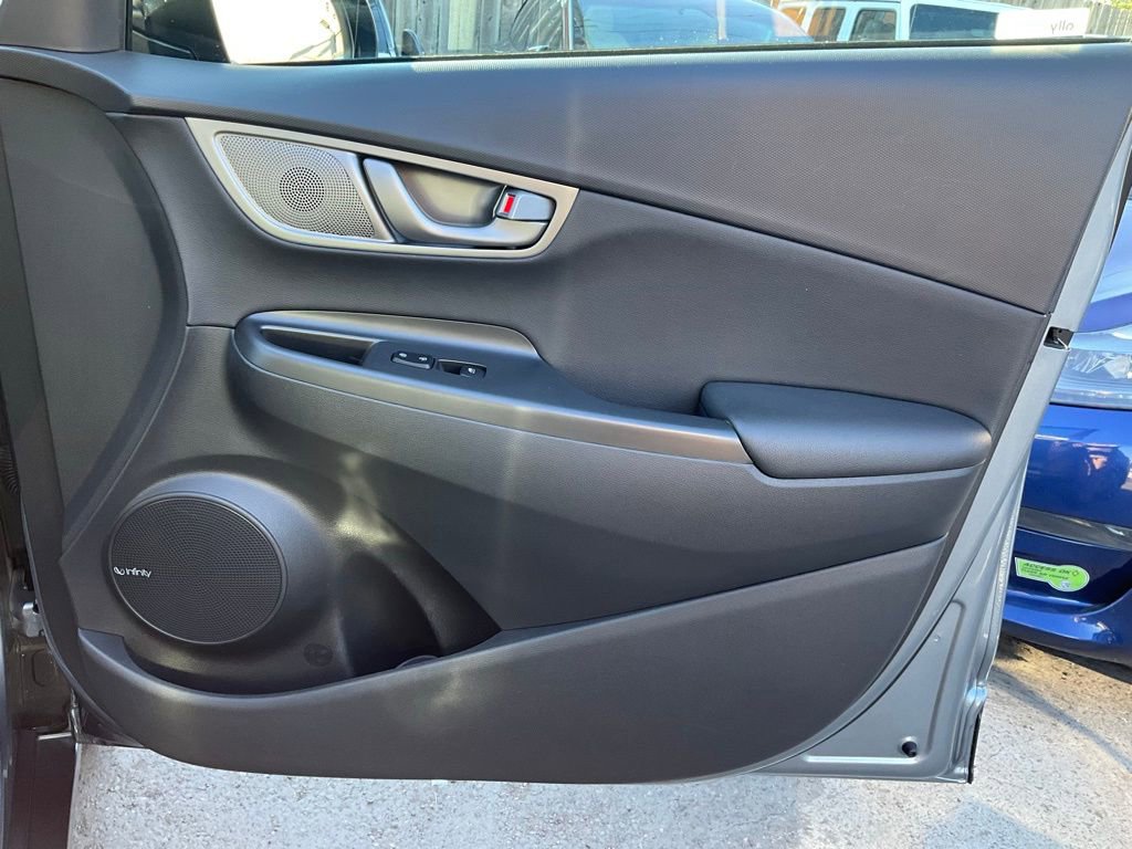 Used 2021 Hyundai Kona Ultimate image 68