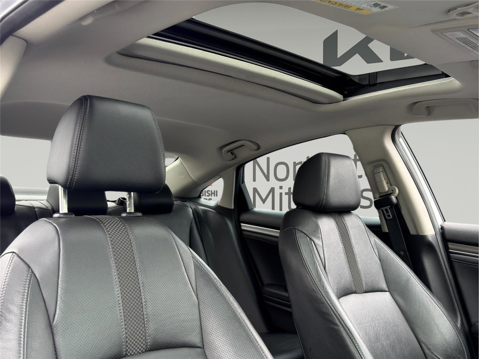 Used 2019 Honda Civic EX-L image 27
