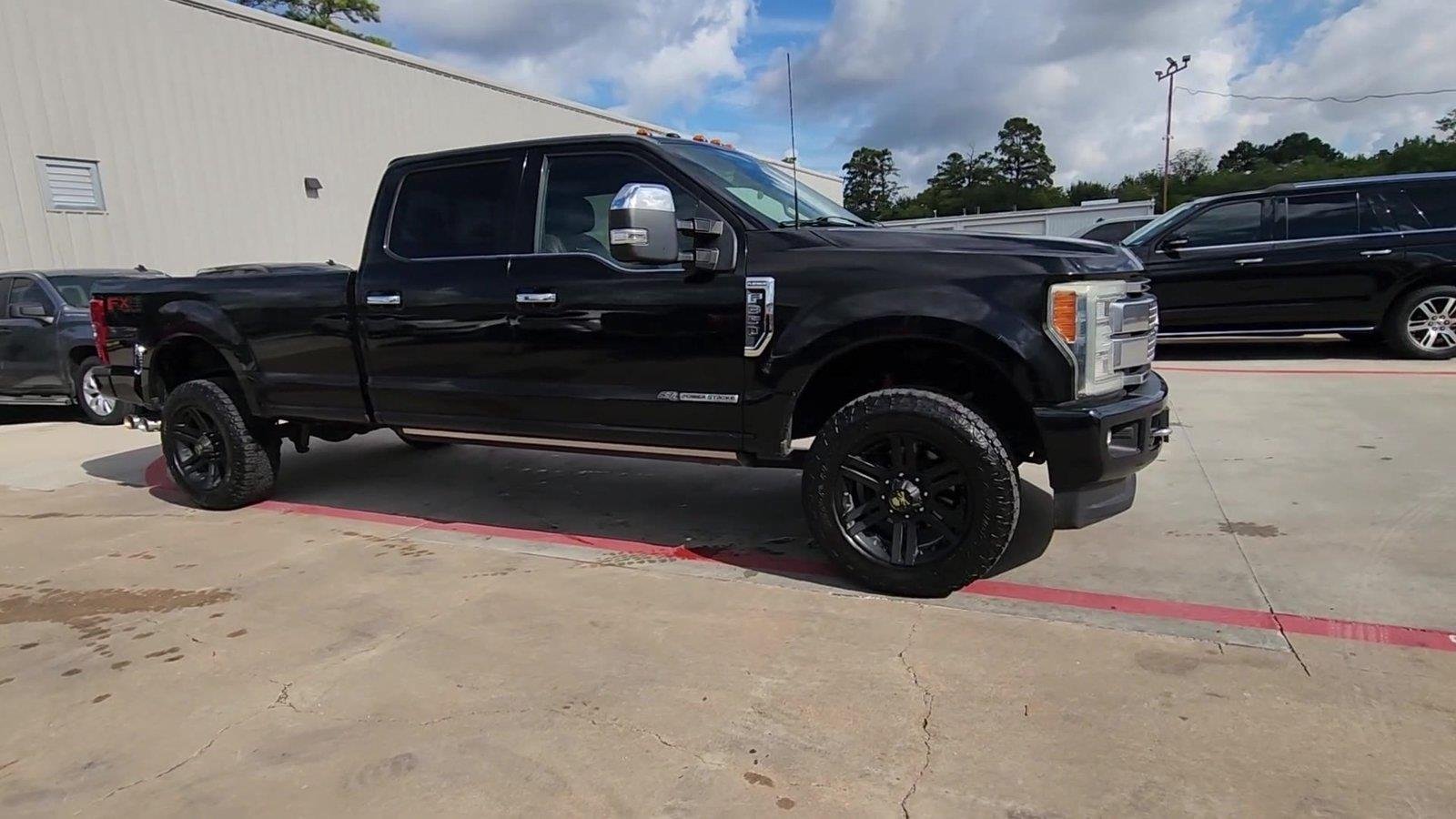 Used 2017 Ford F350 Platinum w/ Platinum Ultimate Package AWD/4WD image 2