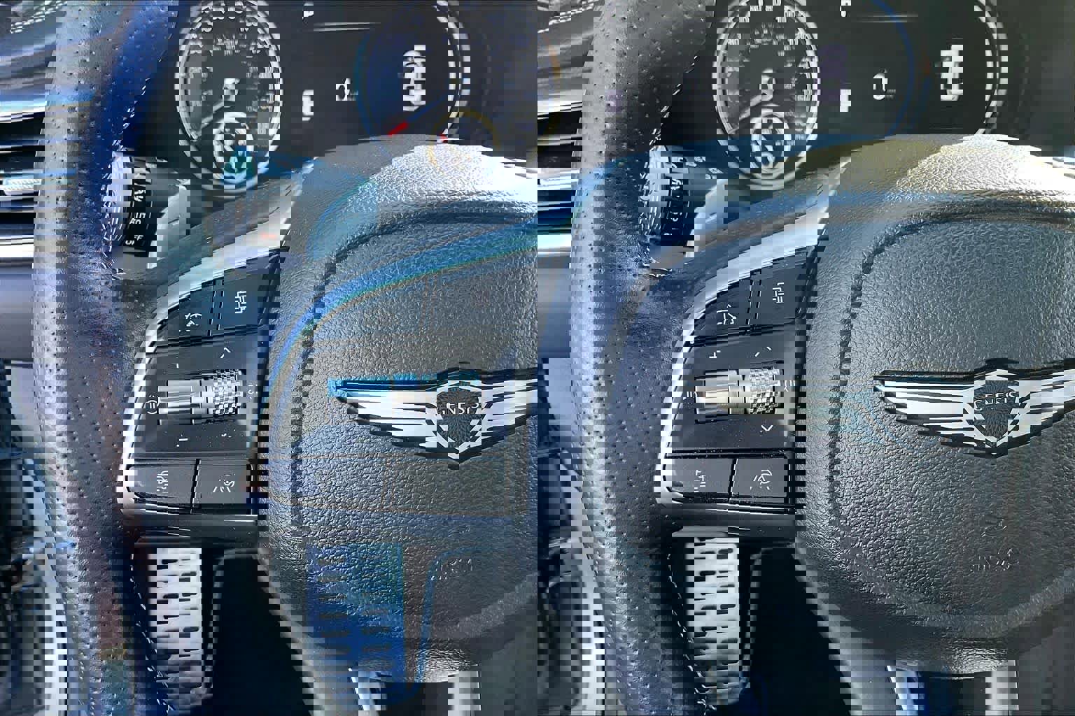 Used 2025 Genesis G70 3.3T Advanced image 24