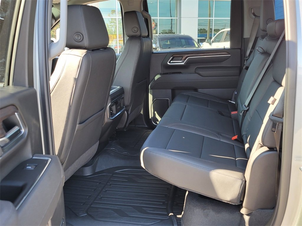 New 2025 GMC Sierra 2500 SLT image 4