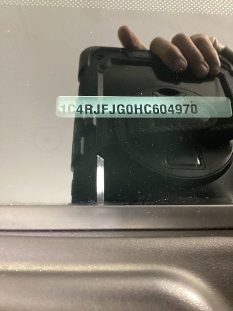 Used 2017 Jeep Grand Cherokee Summit image 15