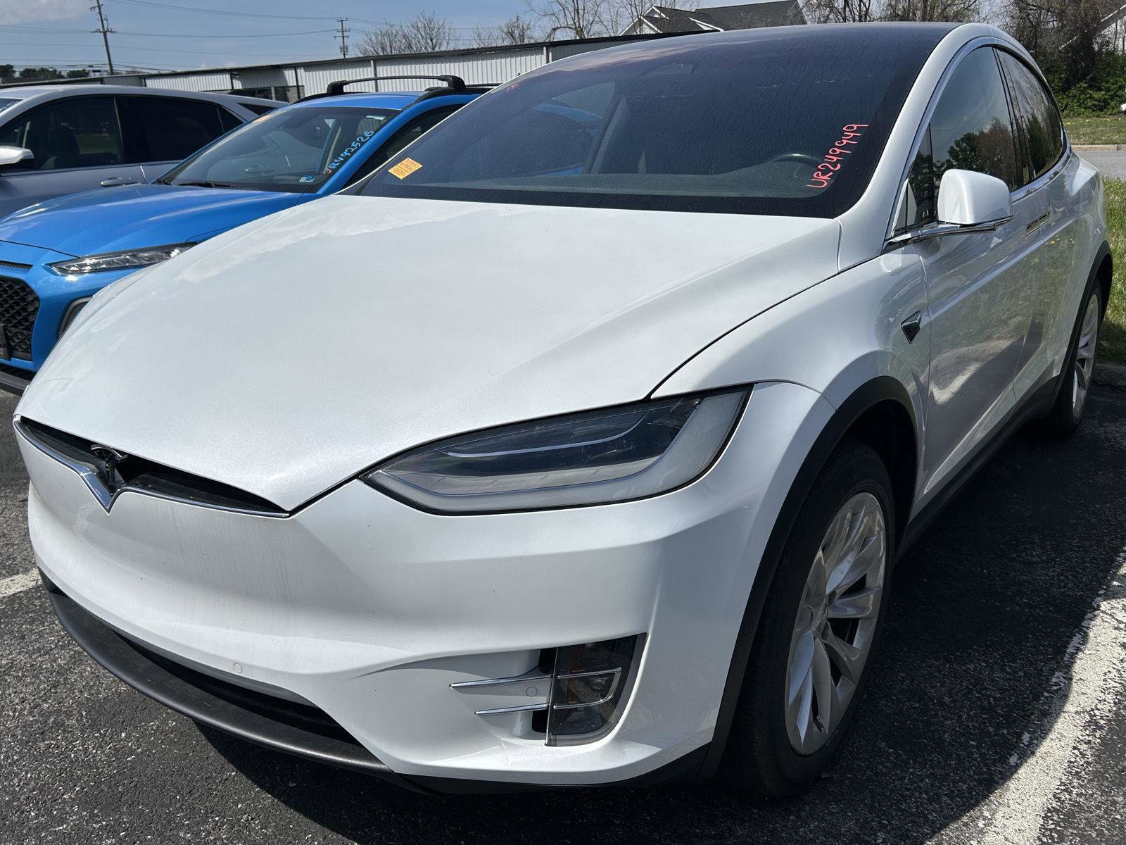 Used 2020 Tesla Model X Long Range image 1