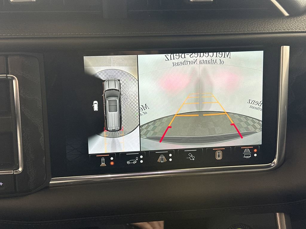 Used 2024 GMC Yukon Denali w/ Advanced Technology Package image 6