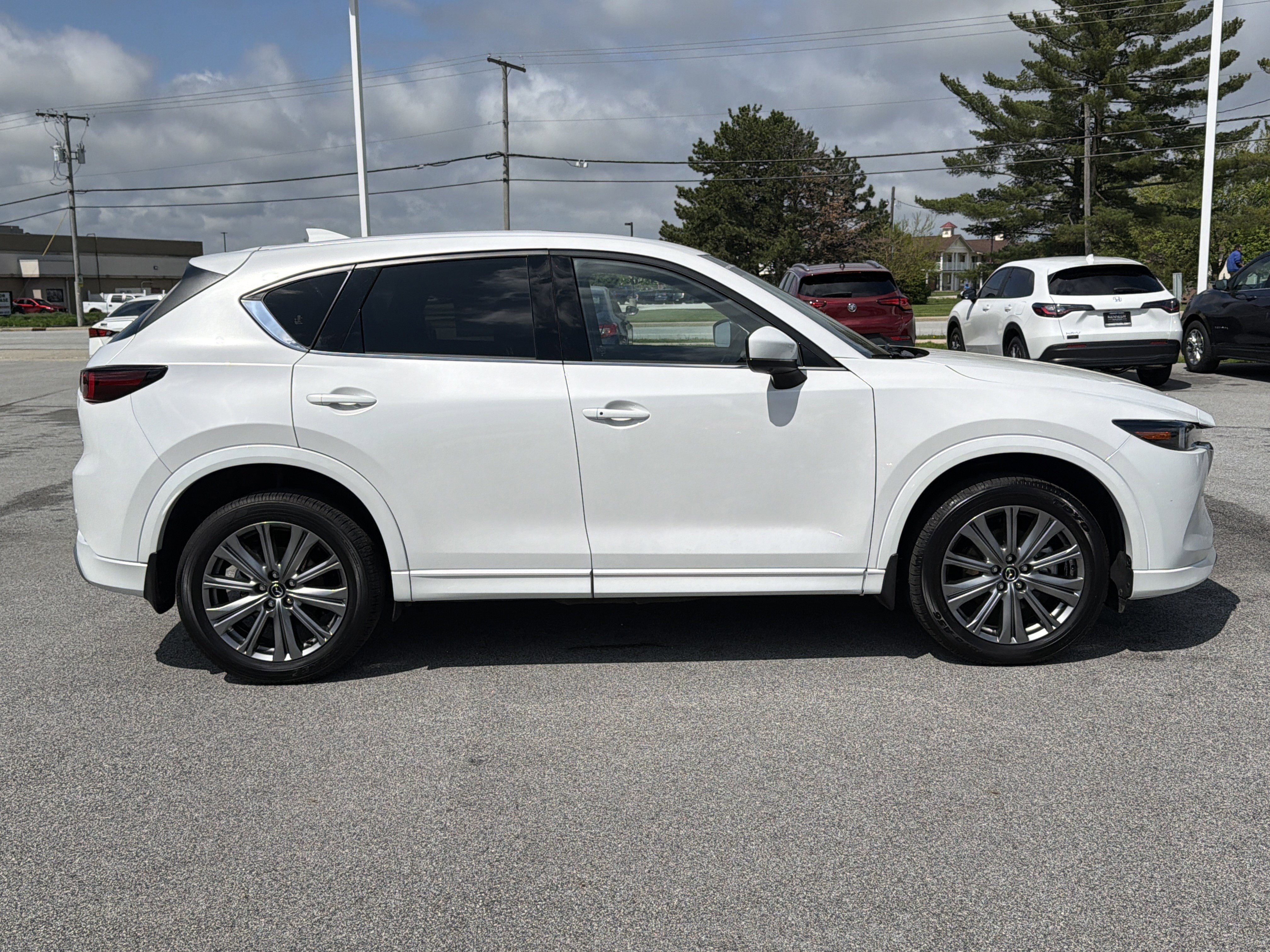 Certified 2025 MAZDA CX-5 Signature AWD/4WD image 2