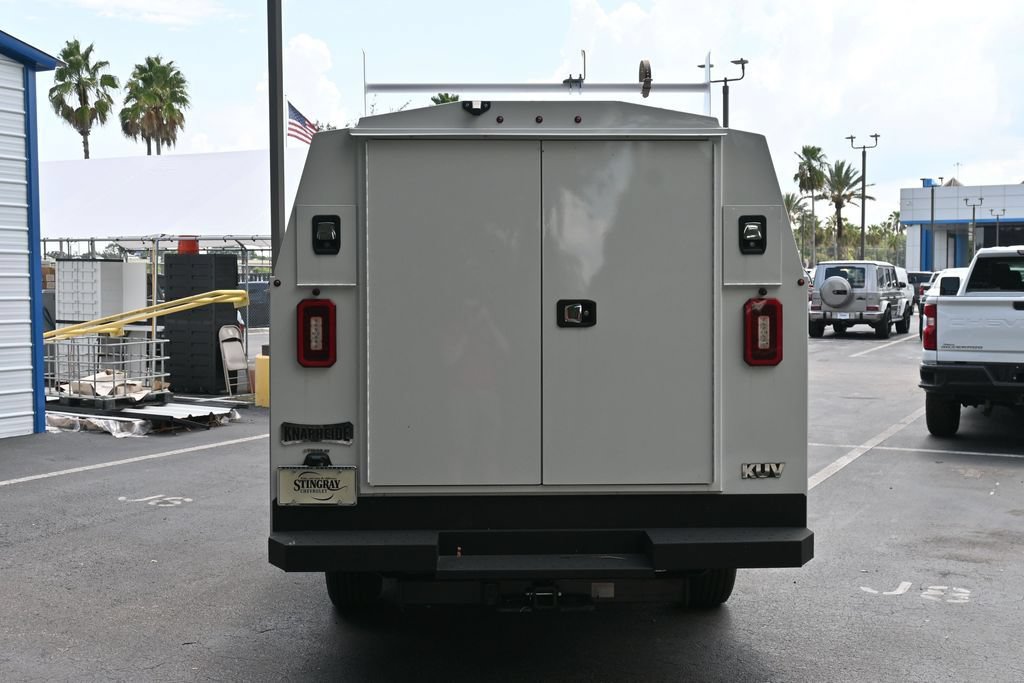 New 2025 Chevrolet Express 3500 w/ Power Convenience Package RWD image 4