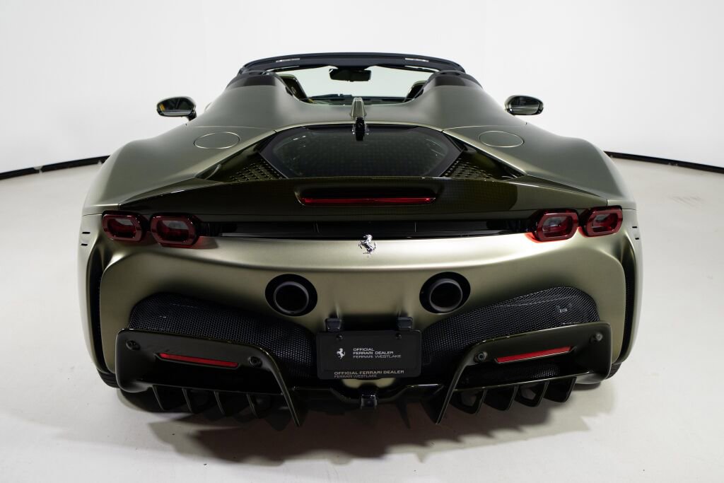 Used 2025 Ferrari SF90 Spider image 10