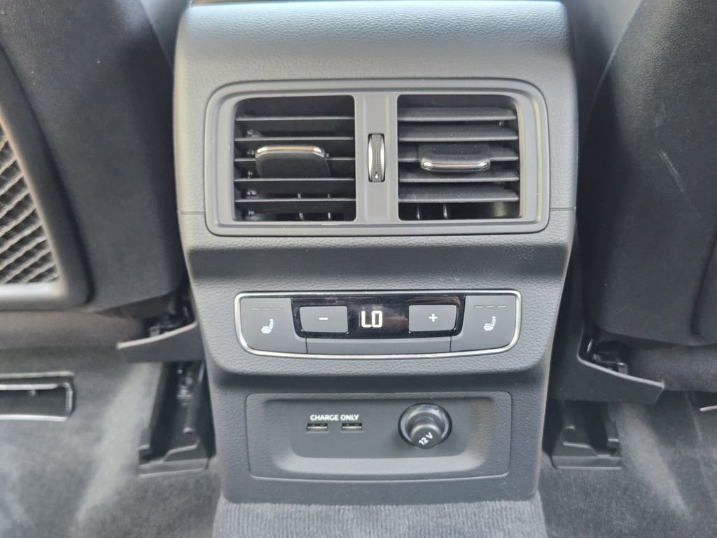 Certified 2024 Audi SQ5 Prestige image 38