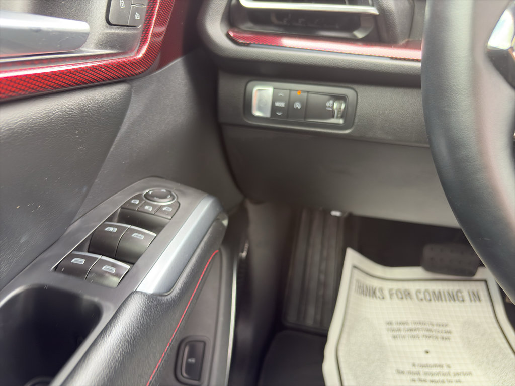 Used 2024 Chevrolet Traverse RS FWD image 21