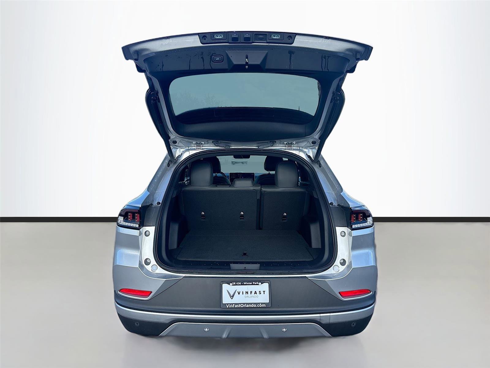 New 2025 VinFast VF 8 Plus image 27