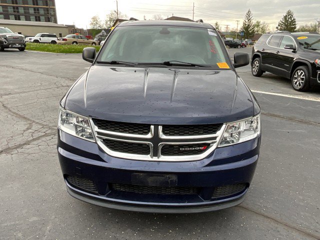 Used 2020 Dodge Journey SE w/ SE Popular Equipment Group image 3