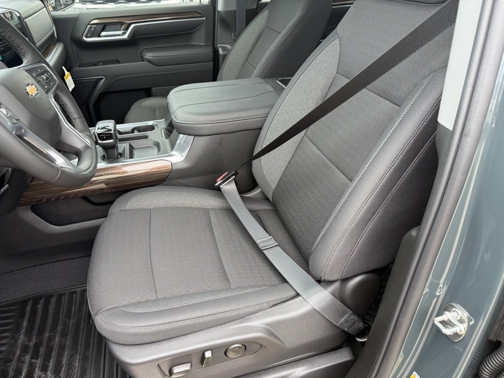 New 2026 Chevrolet Silverado 1500 LT image 26