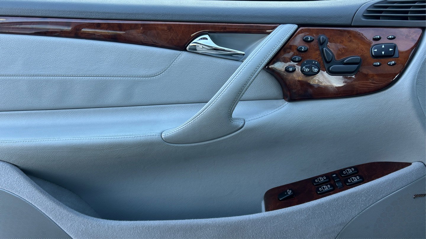 Used 2002 Mercedes-Benz CL 500 image 37