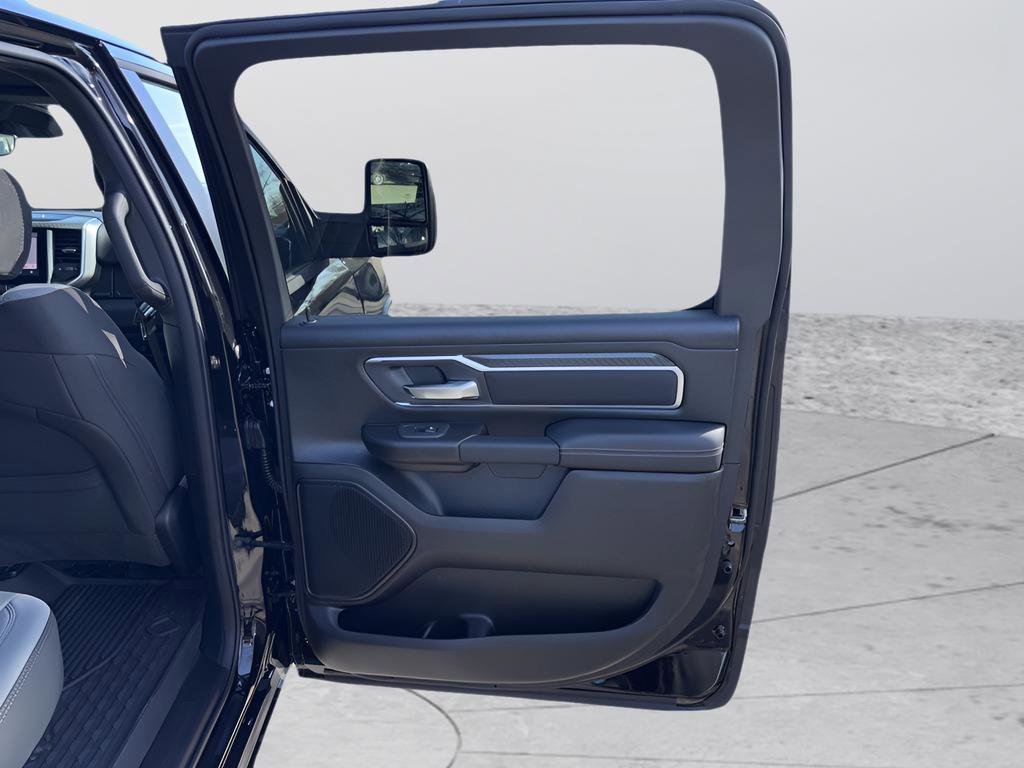 New 2026 RAM 1500 Big Horn AWD/4WD image 37