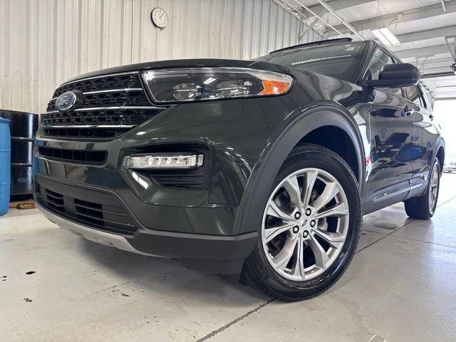 Used 2022 Ford Explorer XLT w/ Equipment Group 202A AWD/4WD image 44