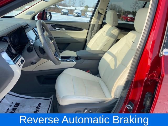 Used 2023 Cadillac XT6 Premium Luxury w/ Technology Package image 16