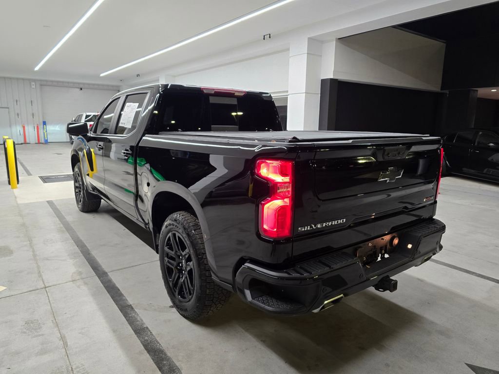 Used 2025 Chevrolet Silverado 1500 RST image 4
