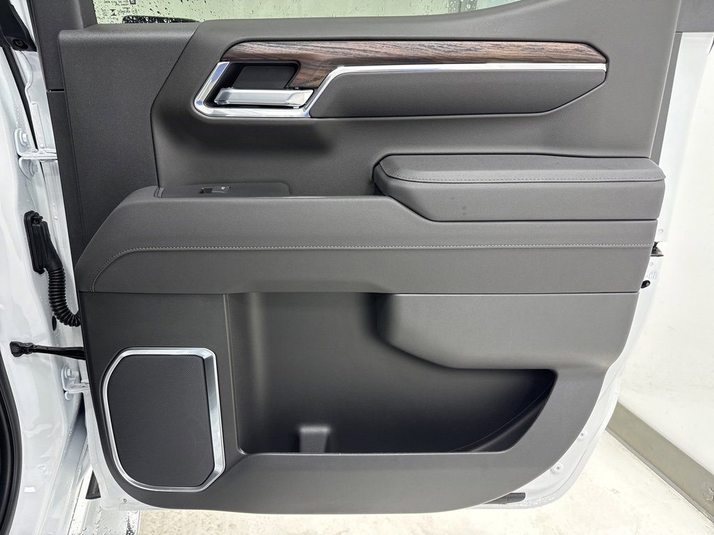 New 2026 GMC Sierra 1500 SLT w/ SLT Premium Package image 11