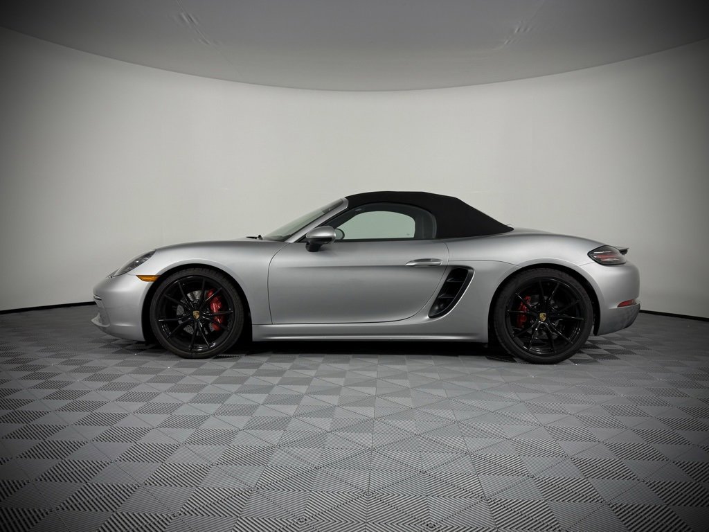 New 2024 Porsche 718 Boxster S image 2