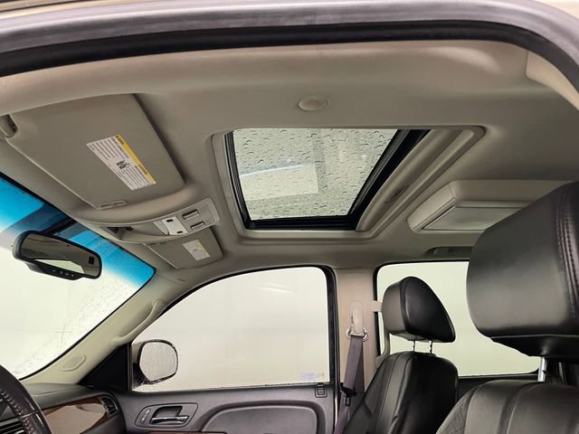 Used 2008 GMC Yukon XL SLT image 16