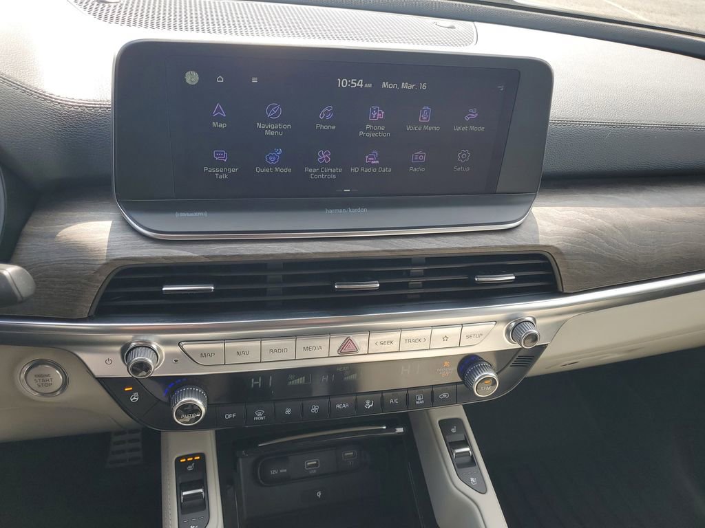Used 2022 Kia Telluride SX w/ Nightfall Edition Package image 16